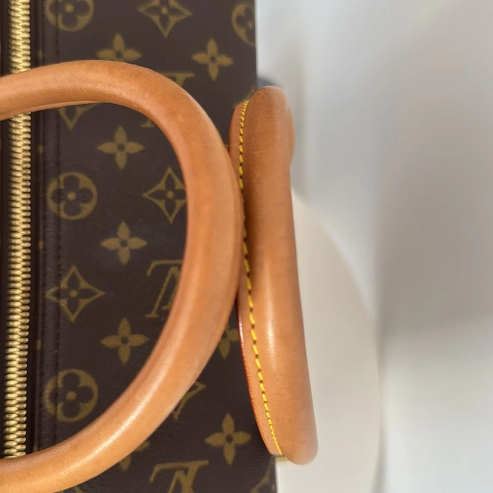 Louis Vuitton Luxury Brown Monogram Luggage Bag in Excellent Condition